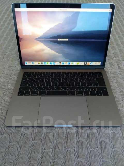 Apple MacBook Pro 13 2017 Mid MPXQ2. 13.3", 2 300����, ��� 8 ��, ���� 128���, WiFi: 1, Bluetooth: 1, ����������� �� 10��. ����