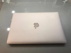 Apple MacBook Pro 15 2015 Mid. 15.4", 2,2����, ��� 16 ��, ���� 256���, WiFi: 1, Bluetooth: 1, ����������� �� 10��. ����