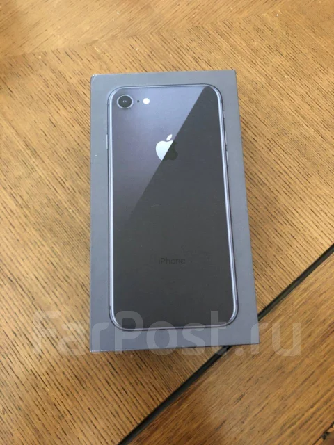 Apple iPhone 8. �/�, ������, 4G LTE, 5G, ����������, NFC ����