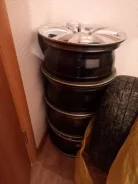 League. x15" ����