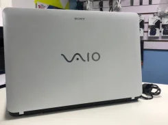 Sony VAIO. 15.6", 1,8����, ��� 4 ��, ���� 500���, WiFi: 1, Bluetooth: 1 ����