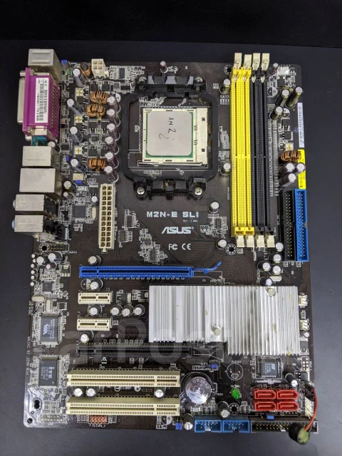 Socket AM2 ����