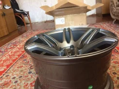 Cosmic MRII. 9.5/10.5x18", 5x114.3, ET22/28. ��� ����� �� ������ ����