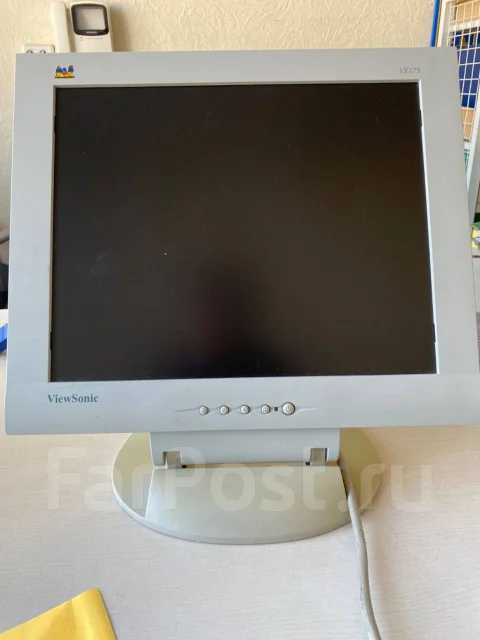 ViewSonic. 17" ����