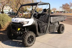 BRP Can-Am Defender DPS. ��������, ��, ��. ��� ����� �� ������������ ����