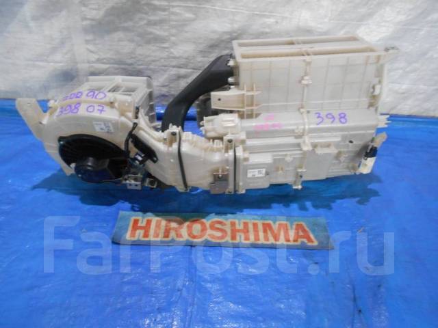 Радиатор исузу форвард 6he1. Фильтр печки исузу бигхорн 1995. Печка исузу форвард. Крышка корпуса отопителя lh isuzu. Печка исузу форвард.