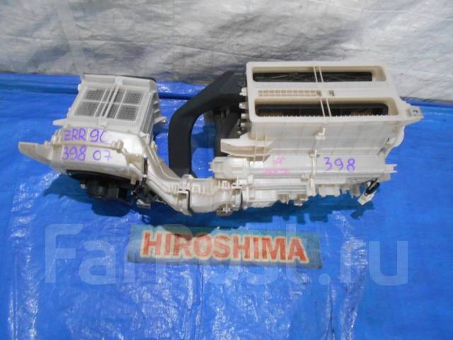 Печка исузу форвард. Печка исудзу форвард. Корпус печки isuzu nmr85h. Печка исудзу форвард. Корпус печки на исузу нпр 75.