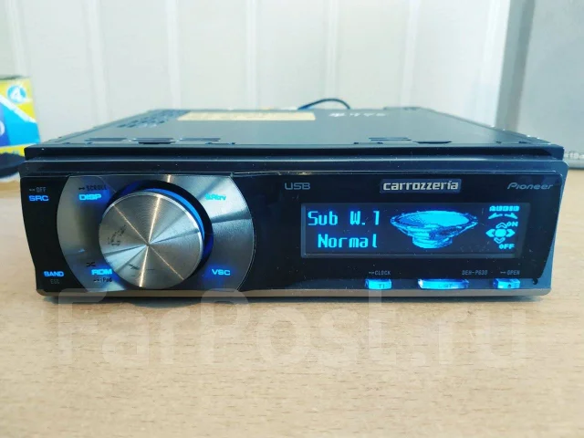 Pioneer Carrozzeria DEH-P630 / USB, CD, MP3, AUX, iPod / iPhone, 1
