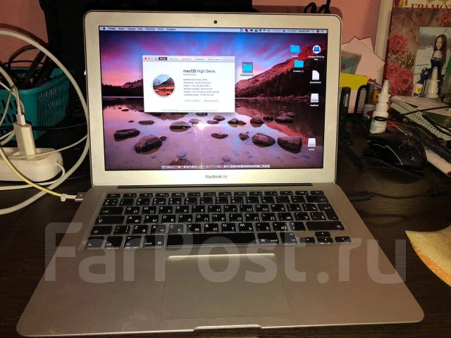 Apple MacBook Air 13 2017 Mid. 13.3", 1,8����, ��� 8 ��, ���� 128���, WiFi: 1, Bluetooth: 1, ����������� �� 8��. ����