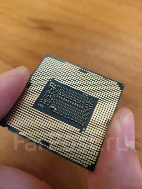 Intel Core i5-9600KF ����