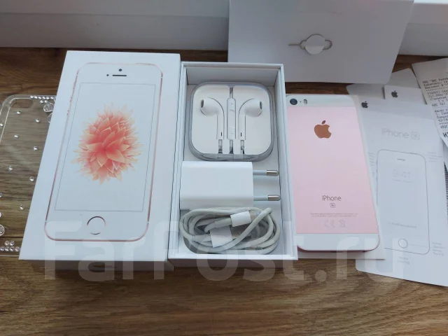 Apple iPhone SE. �����, �������, �������, 3G, 4G LTE, ����������, NFC ����