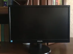 Philips. 18.5" ����