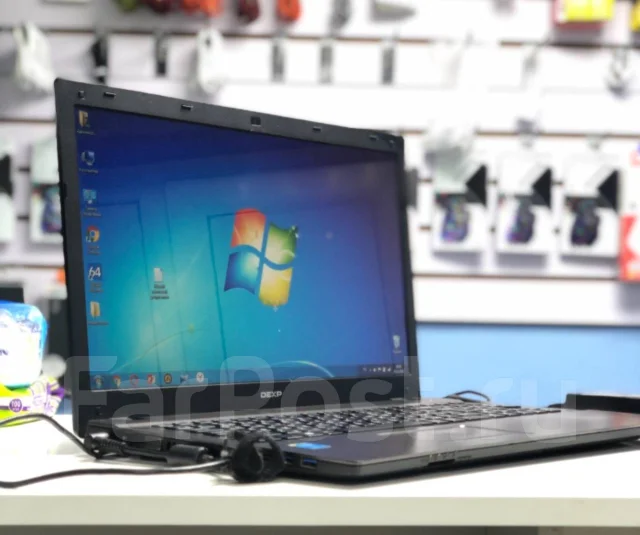 DEXP. 15.6", ��� 4 ��, ���� 500���, WiFi: 1, Bluetooth: 1 ����