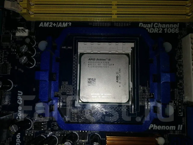 Socket AM2+ ����