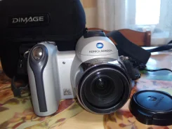 Konica Minolta DiMage ����