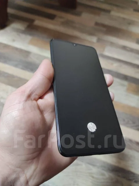 Xiaomi Mi9. �/�, ������, 3G, 4G LTE, Dual-SIM, ����������, NFC ����
