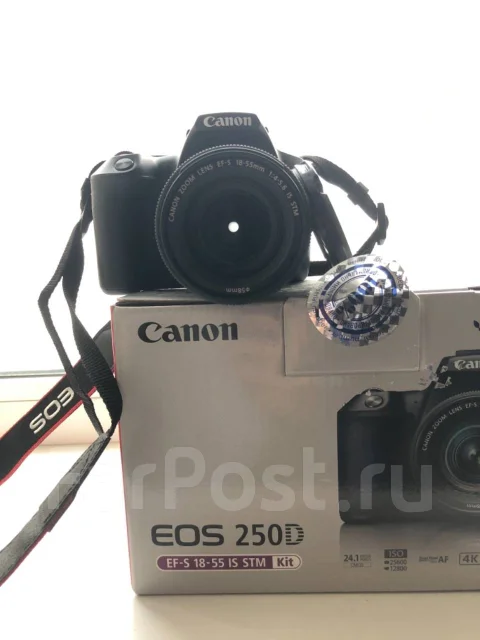 Canon EOS 250D Kit. 20 � ����� ��, ���: 14� � ����� ����