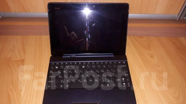 Asus Transformer Pad TF300T ����