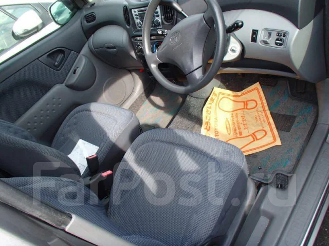Toyota Funcargo ����