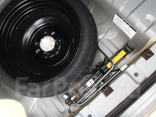 Toyota Funcargo ����