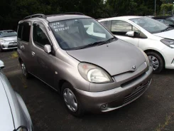 Toyota Funcargo ����