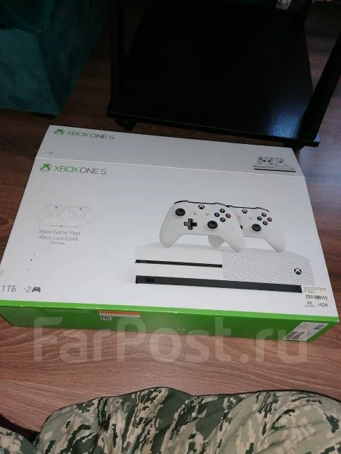 Microsoft Xbox One S ����