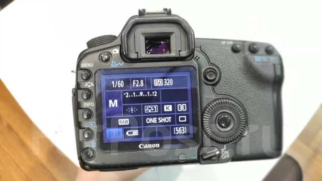 Canon EOS 5D Mark II. 20 � ����� �� ����