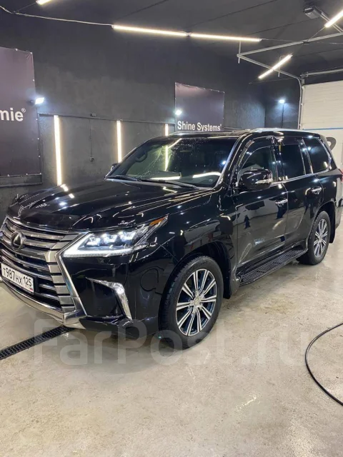 Lexus LX570. �������, 4wd, 5.7 (363��.�.), ������, 50����. �� ����