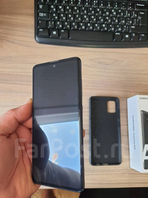 Samsung Galaxy A51. �/�, ������, Dual-SIM, NFC ����