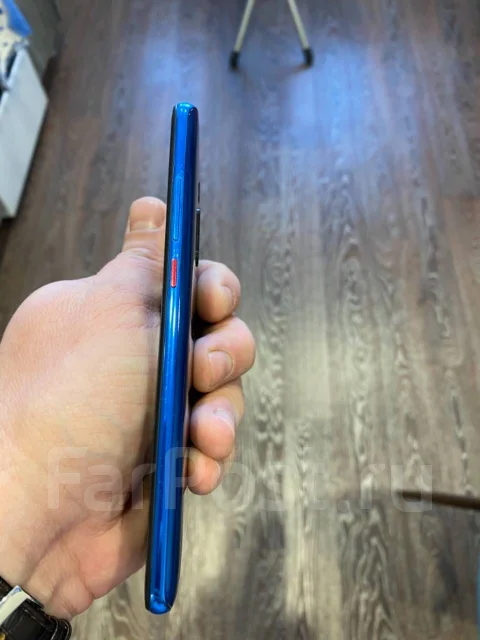 Xiaomi Mi 9T. �/�, �����, 3G, 4G LTE, Dual-SIM, NFC ����