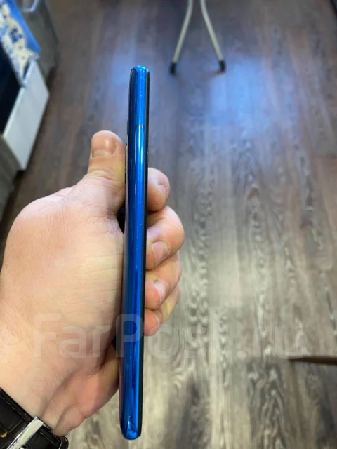 Xiaomi Mi 9T. �/�, �����, 3G, 4G LTE, Dual-SIM, NFC ����