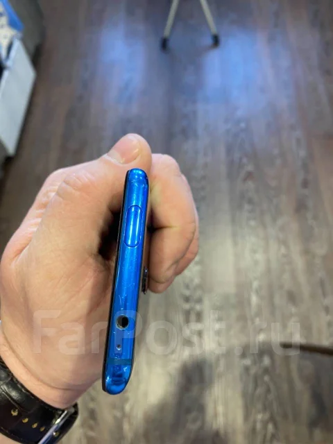 Xiaomi Mi 9T. �/�, �����, 3G, 4G LTE, Dual-SIM, NFC ����