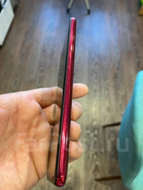 Xiaomi Mi 9T. �/�, �������, 3G, 4G LTE, Dual-SIM, NFC ����