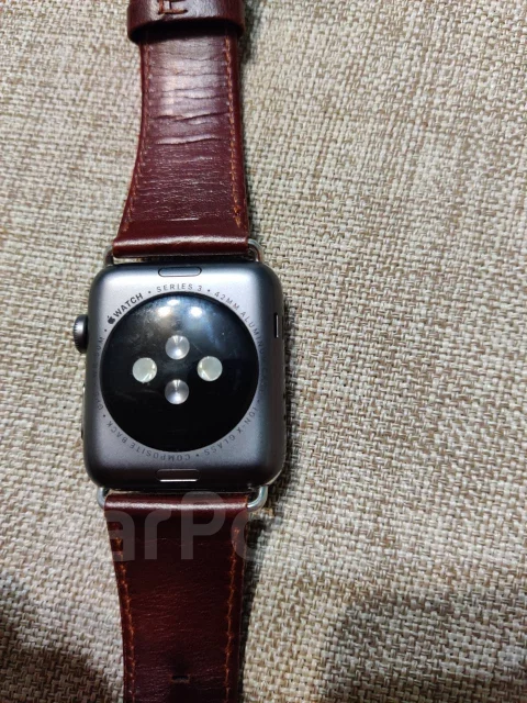 Apple Watch Series 3. GPS, NFC, IP68 ����