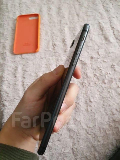 Apple iPhone 8 Plus. �/�, ������, 3G, 4G LTE, ����������, NFC ����