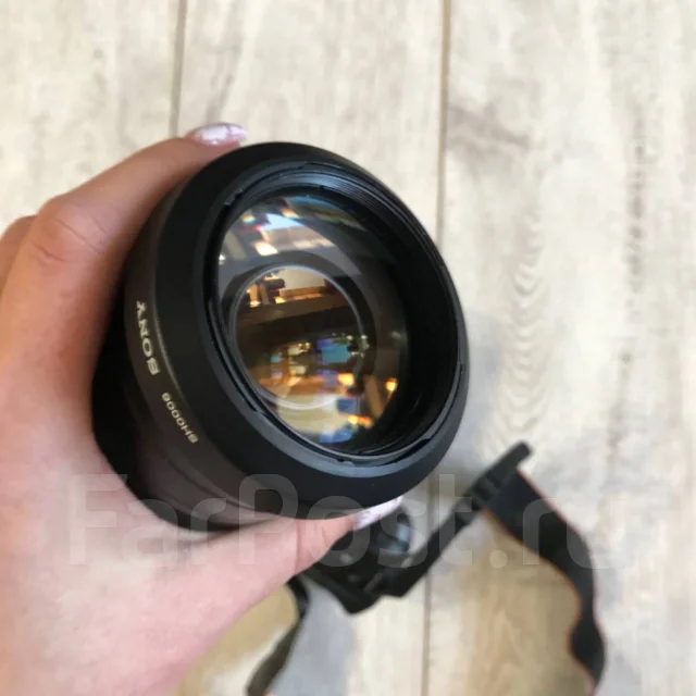 Sony Alpha DSLR-A200 ����