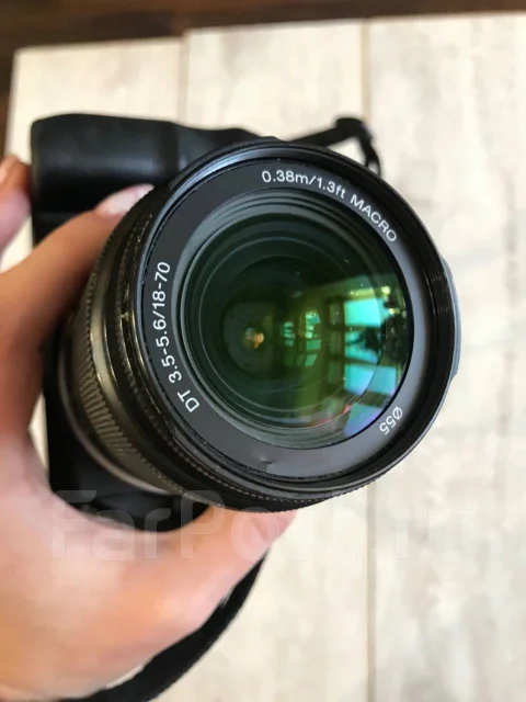 Sony Alpha DSLR-A200 ����