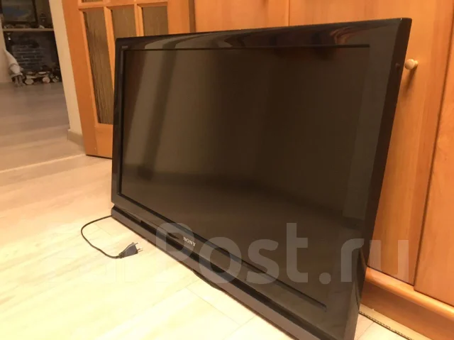 Sony KDL-37V4500. LCD (��) ����