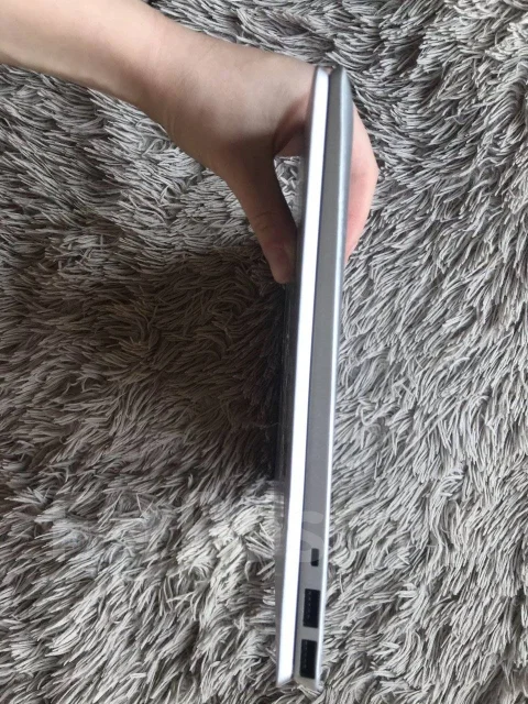 HP Pavilion 13. 13.3", ��� 4 ��, WiFi: 1, Bluetooth: 1 ����