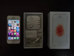 Apple iPhone SE. �/�, �������, �������, 4G LTE ����