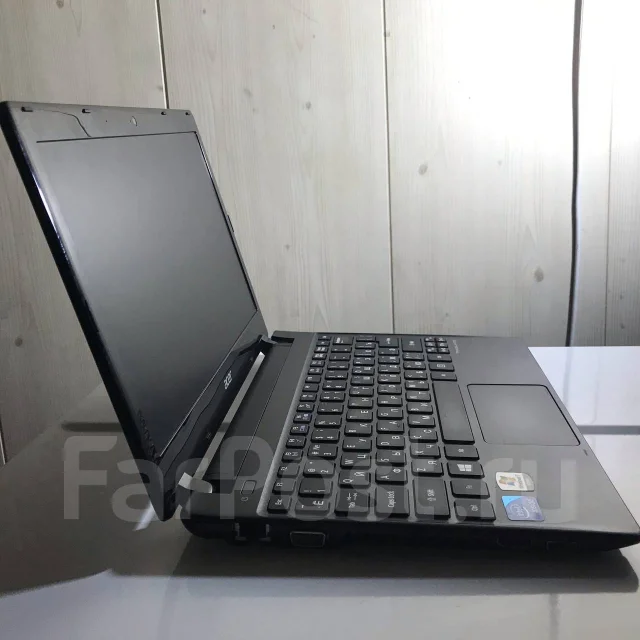 Acer. 10.2", 1,5����, ��� 32 ��, ���� 15���, WiFi: 1, ����������� �� 4��. ����