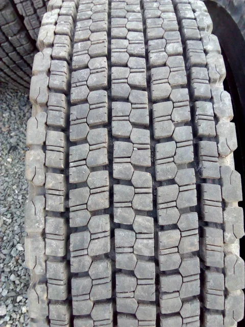 Bridgestone Blizzak W 900, 225/90 R17.5. ������, ��� �����, 2013 ���, �/�, ����� 10 % ����