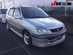 Toyota Raum. �������, ��������, 1.5 (94��.�.), ������, 183����. ��, �/�, ��� ���. ��� ����� �� ������������ ����