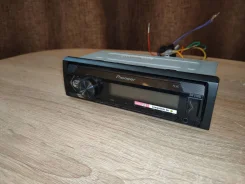 Pioneer MVH-S120UB ����