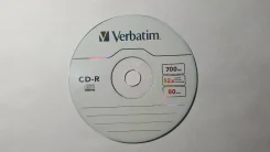 CD-R. ����
