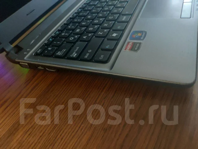 Asus U32U. 14.1", 1,7����, ��� 4 ��, ���� 128���, WiFi: 1, Bluetooth: 1, ����������� �� 1��. ����