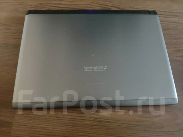 Asus U32U. 14.1", 1,7����, ��� 4 ��, ���� 128���, WiFi: 1, Bluetooth: 1, ����������� �� 1��. ����