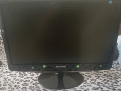Samsung. 22" ����