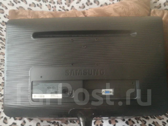 Samsung. 22" ����
