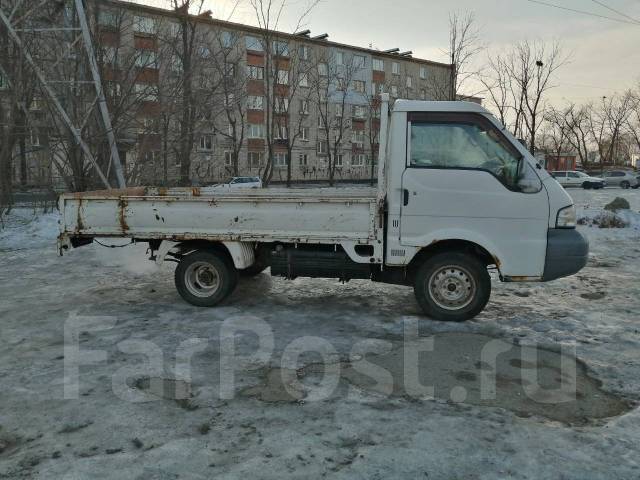 Фара ниссан ванетте